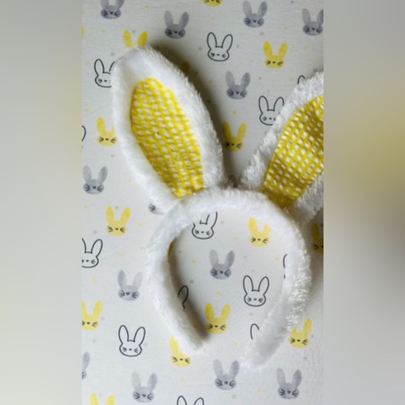 โค๏ธ FREE with any purchase ๐๐ฝ Super Soft & Fuzzy ๐ฐ๐ White Bunny Ears Easter - Picture 4 of 10